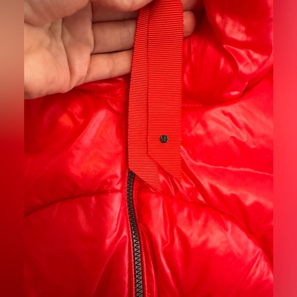Lululemon Puffer Vest - Picture 4 of 14